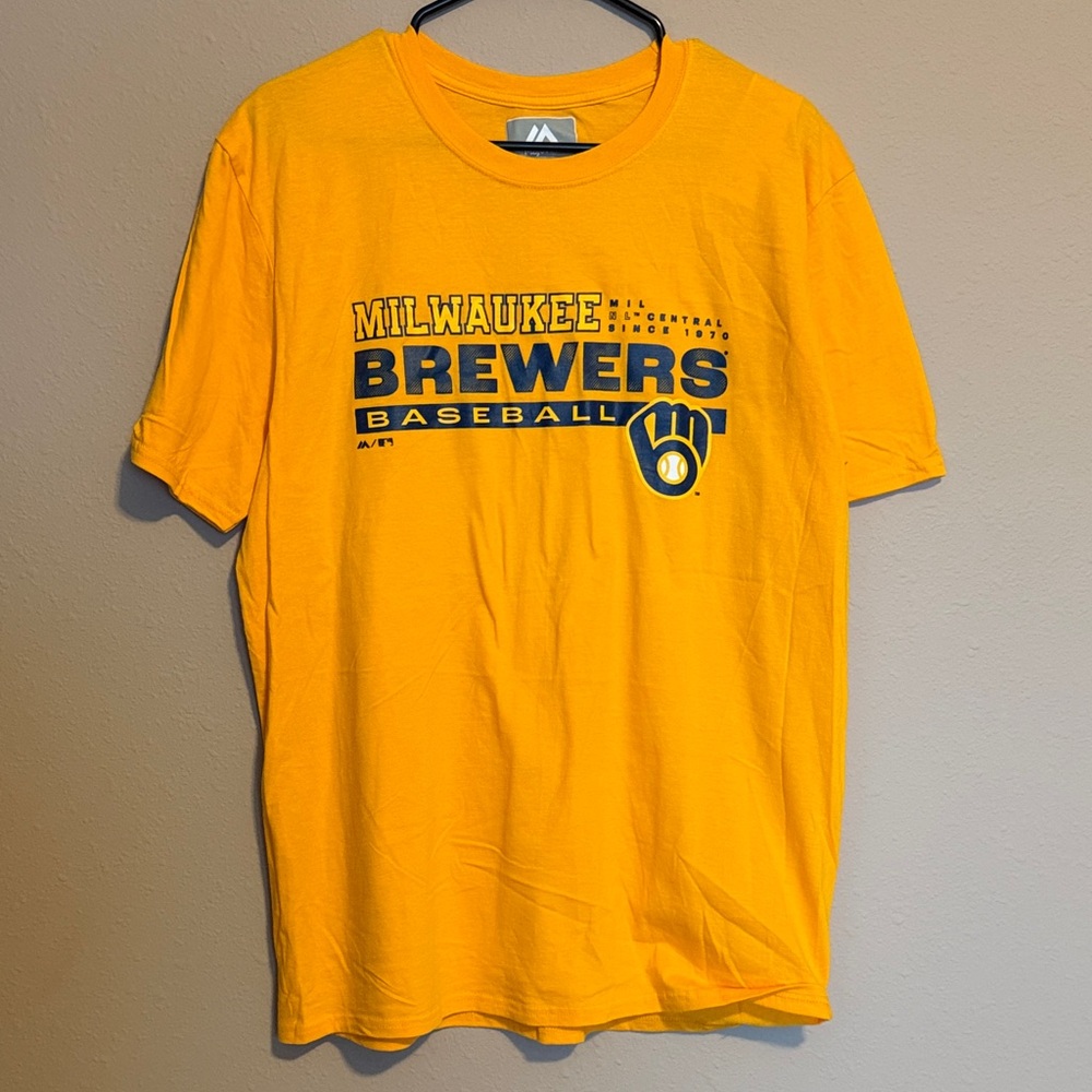 Milwaukee Brewers Mens T-Shirt